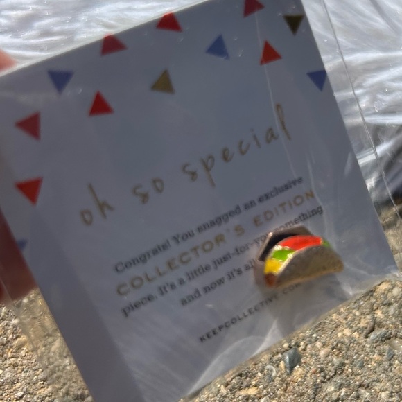 🩶5/$30 KEEP Collective Taco Enamel and Gold Slide On Bracelet Charm NEW - Picture 3 of 6